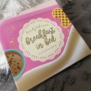 Breakfast In Bed Eyeshadow Palette
